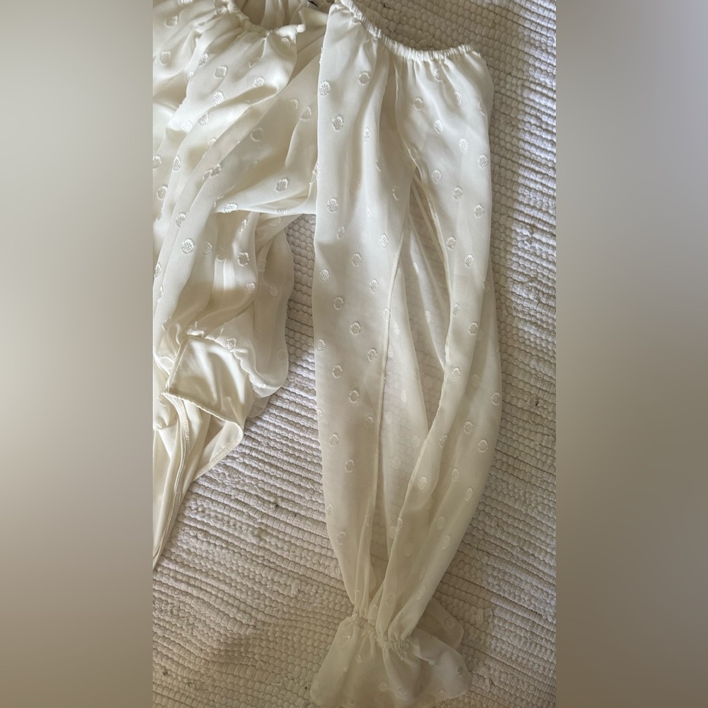 Express White Women Body Suit Blouse - Picture 3 of 4
